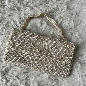 Bon Soir Vintage Elegant Pearl-Embellished Cream Clutch